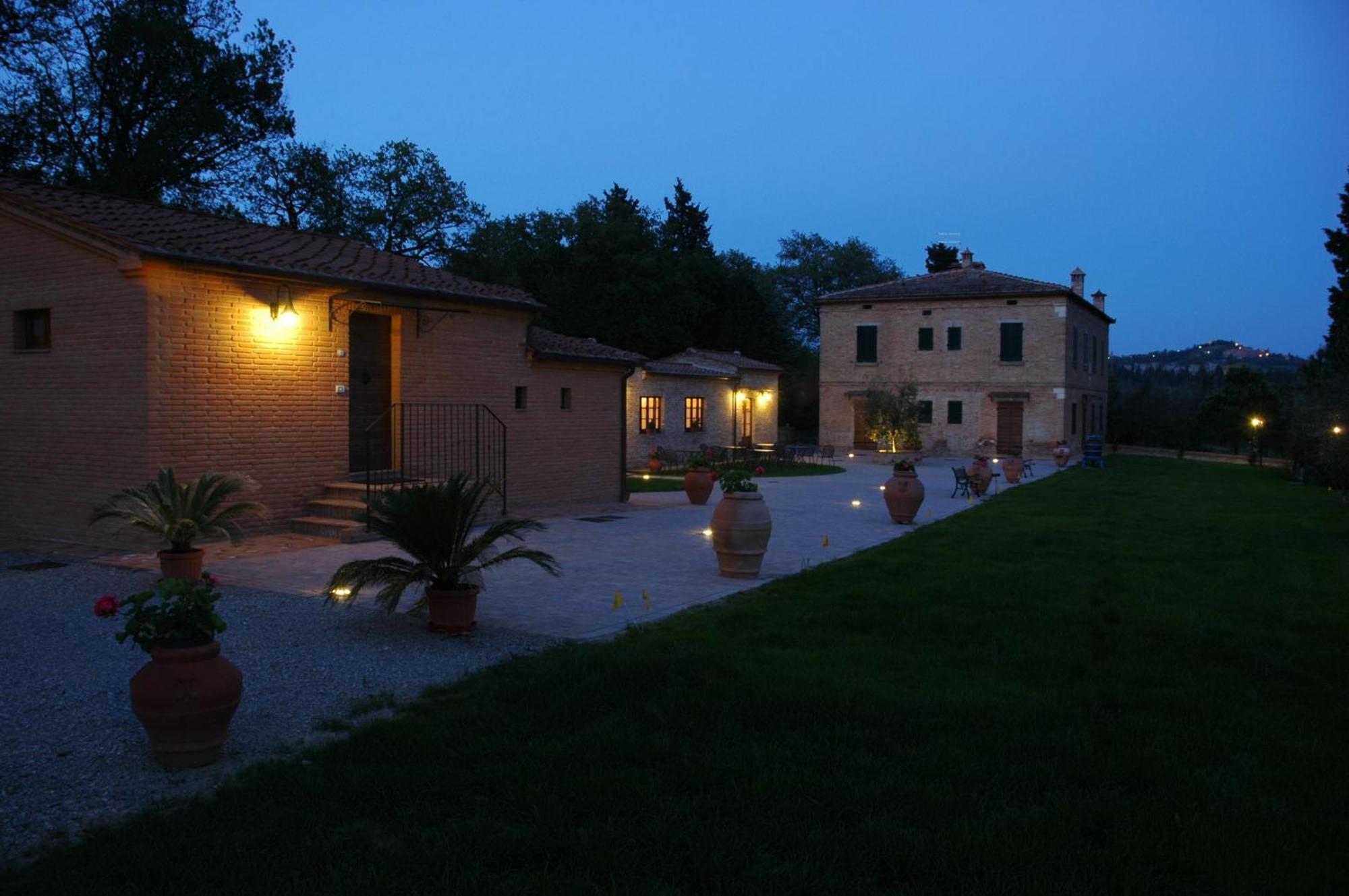 Piccolo Hotel San Valentino Cristena Exterior photo